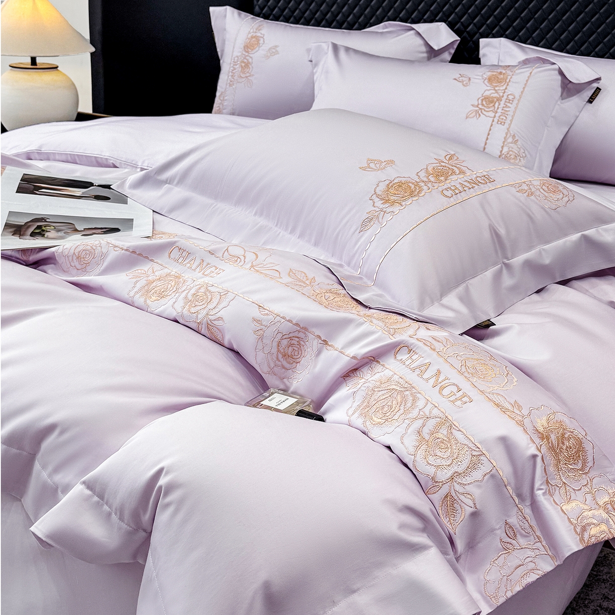 91家纺网 家纺一手货源 找家纺 莱势 2026新品100支纯棉全棉50x50s埃及长绒棉刺绣绣花四件套高端礼盒-倾城系列 倾城-香芋紫