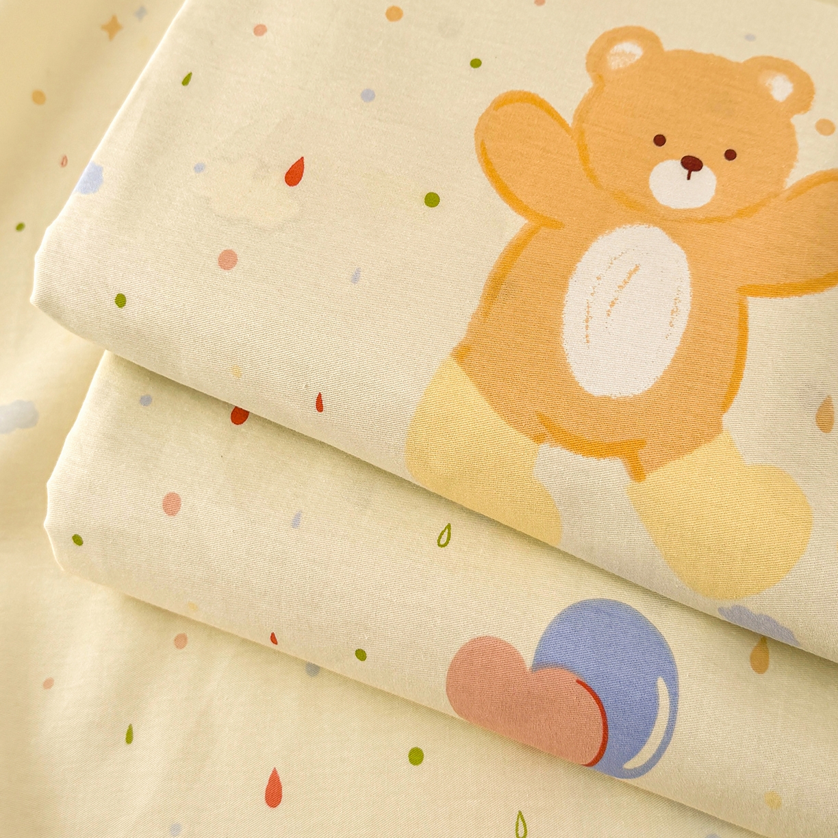 91家纺网 家纺一手货源 找家纺 壹贝家纺 2026新款全棉喷气印花床单系列 软萌小熊