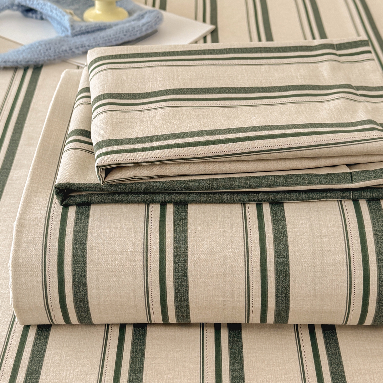 91家纺网 家纺一手货源 找家纺 壹贝家纺 2026新款全棉喷气印花床单系列 条纹