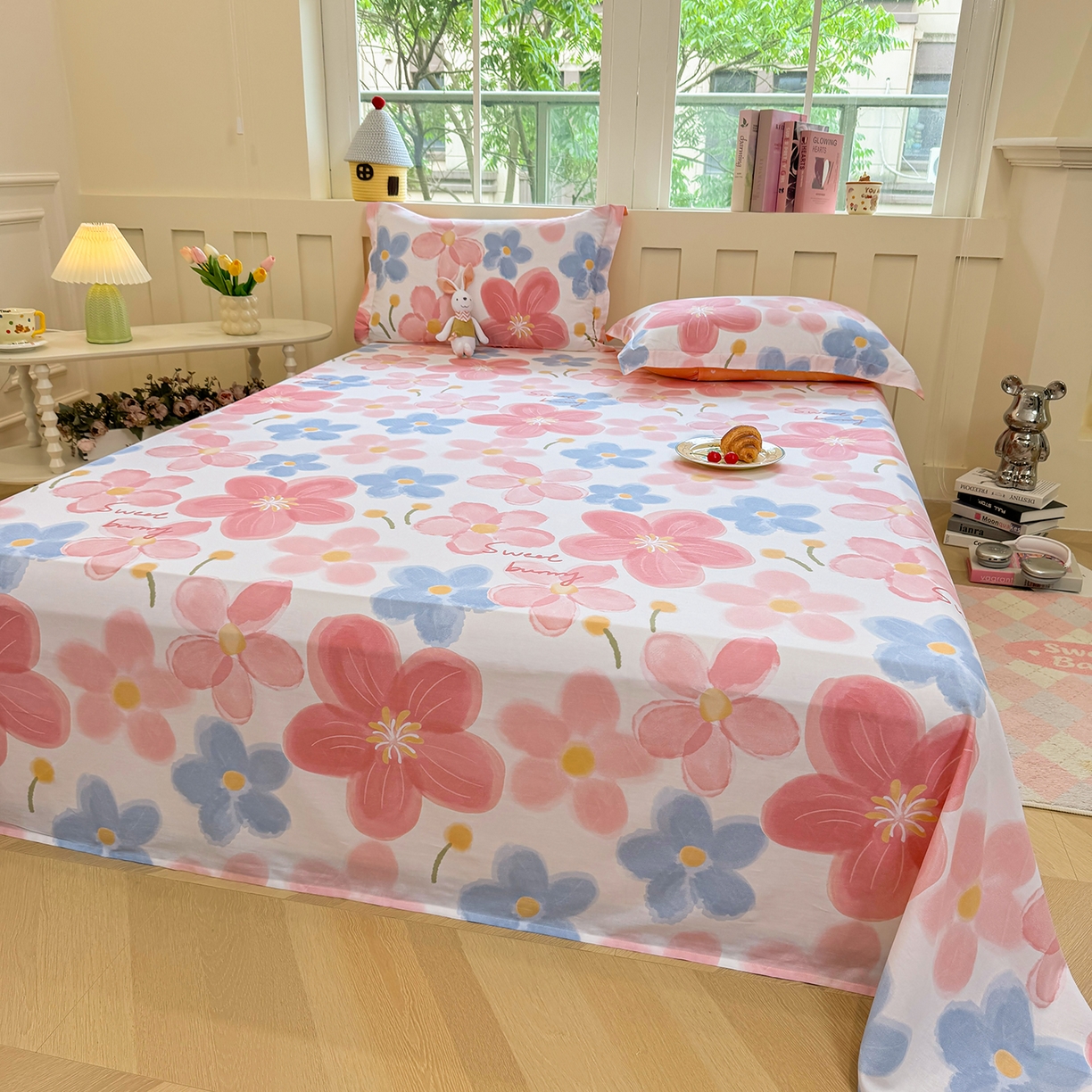 91家纺网 家纺一手货源 找家纺 壹贝家纺 2026新款全棉喷气印花床单系列 夕颜花开