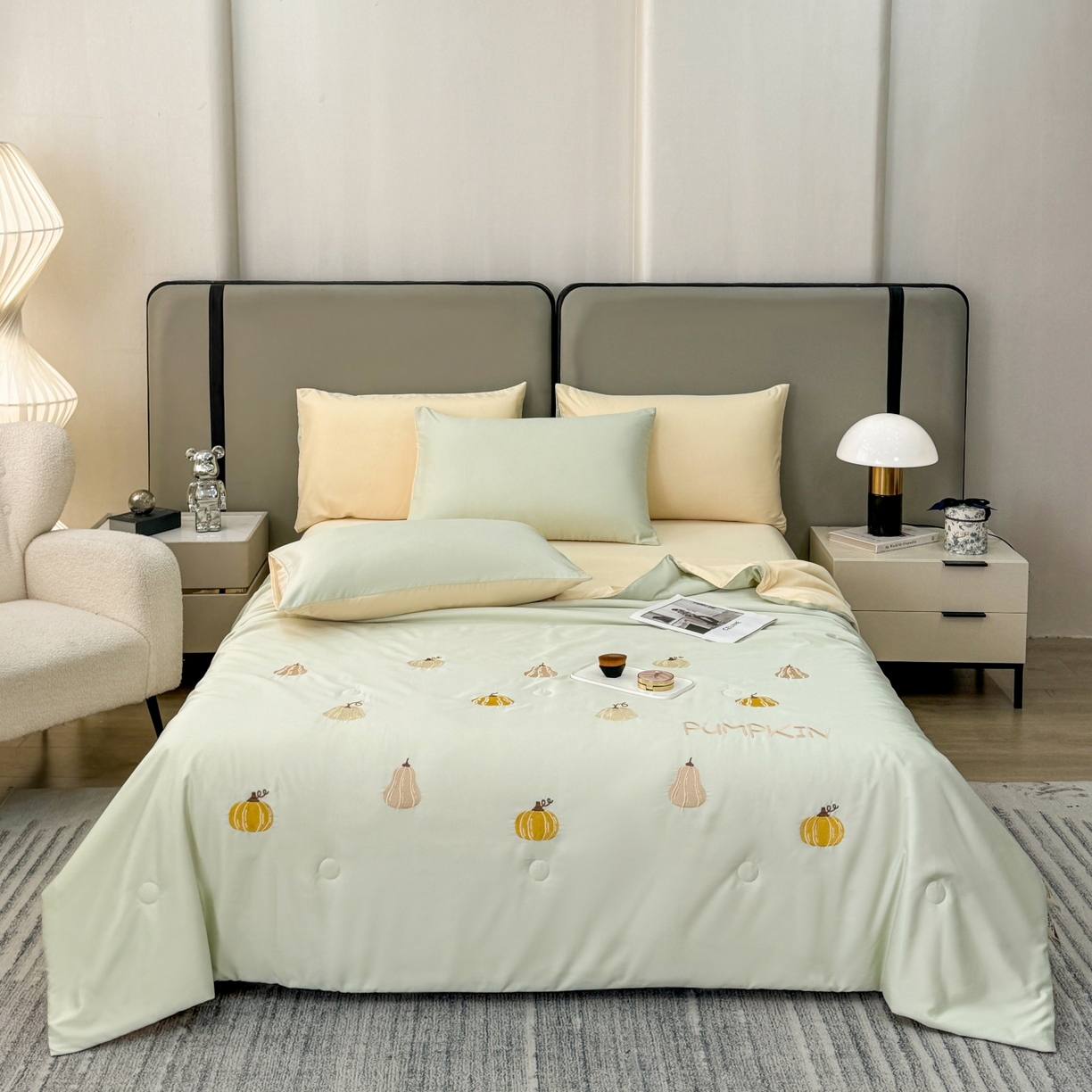 91家纺网 家纺一手货源 找家纺 欢乐季 2026新款A类水洗冰丝满版刺绣夏被夏凉被空调被四件套 南瓜-水果奶黄