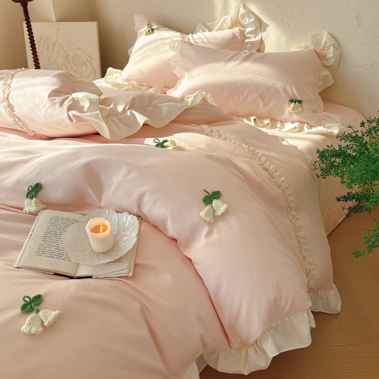 91家纺网 家纺一手货源 找家纺 （总）庭笙 2026新款古法水洗棉感法式立体花韩版花边四件套-铃兰妙语