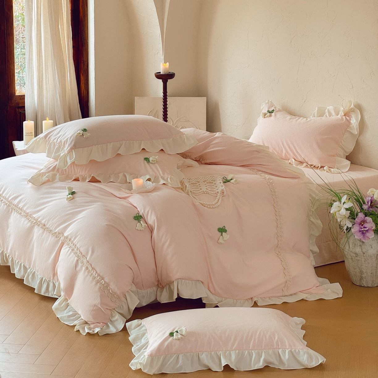 91家纺网 家纺一手货源 找家纺 （总）庭笙 2026新款古法水洗棉感法式立体花韩版花边四件套-铃兰妙语