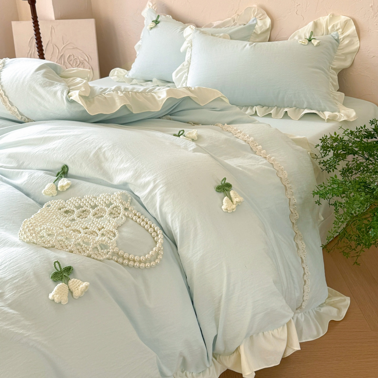 91家纺网 家纺一手货源 找家纺 庭笙 2026新款古法水洗棉感法式立体花韩版花边四件套-铃兰妙语 铃兰妙语-蓝