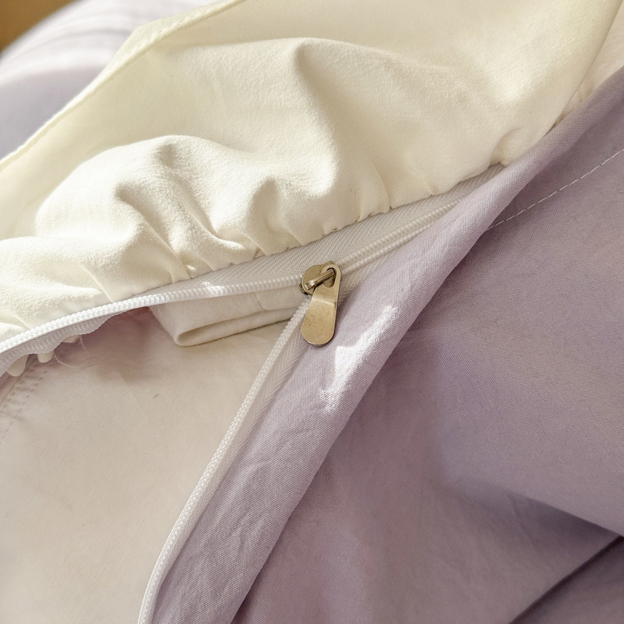 91家纺网 家纺一手货源 找家纺 庭笙 2026新款古法水洗棉感法式立体花韩版花边四件套-铃兰妙语 铃兰妙语-紫