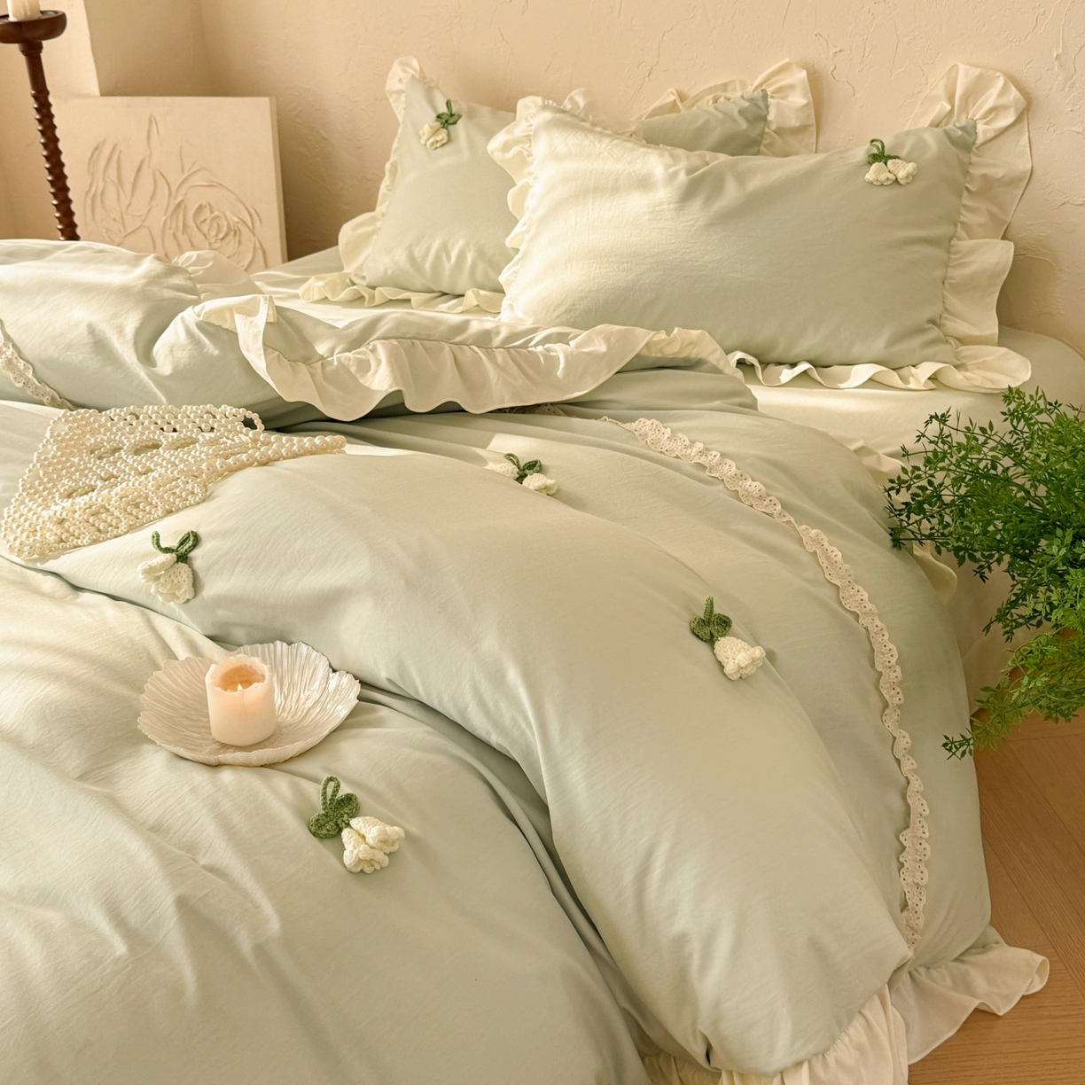 91家纺网 家纺一手货源 找家纺 庭笙 2026新款古法水洗棉感法式立体花韩版花边四件套-铃兰妙语 铃兰妙语-绿