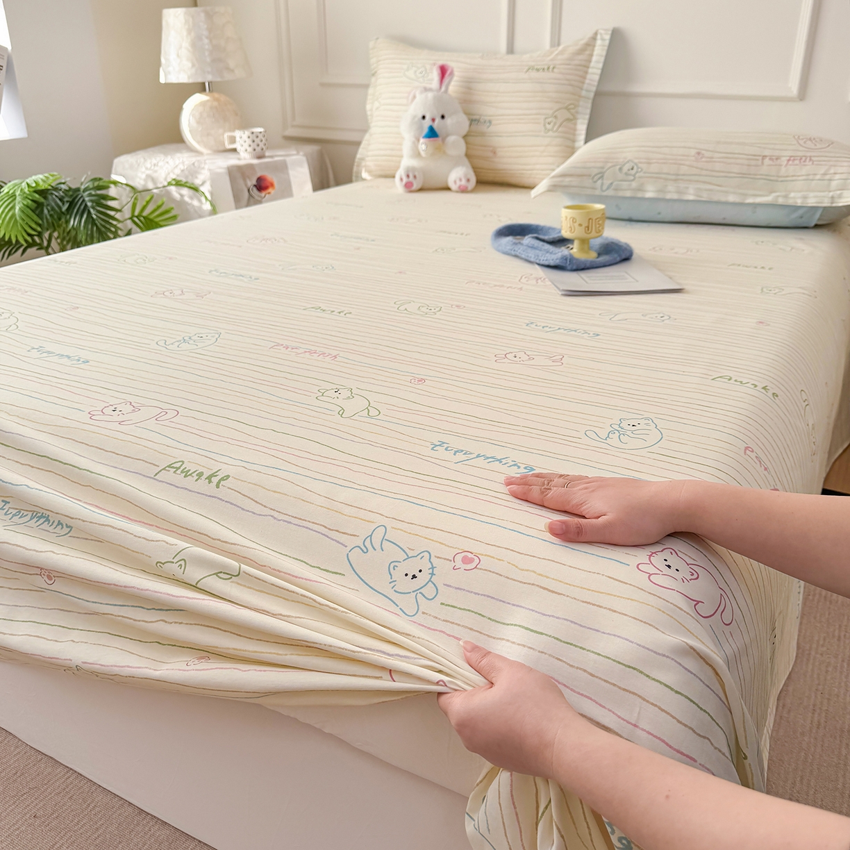 91家纺网 家纺一手货源 找家纺 壹贝家纺 2026新款全棉喷气印花床单系列 招财猫