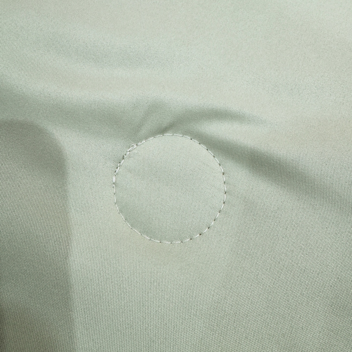 91家纺网 家纺一手货源 找家纺 欢乐季 2026新款A类水洗冰丝山茶花刺绣夏被夏凉被空调被四件套 青绿+香槟