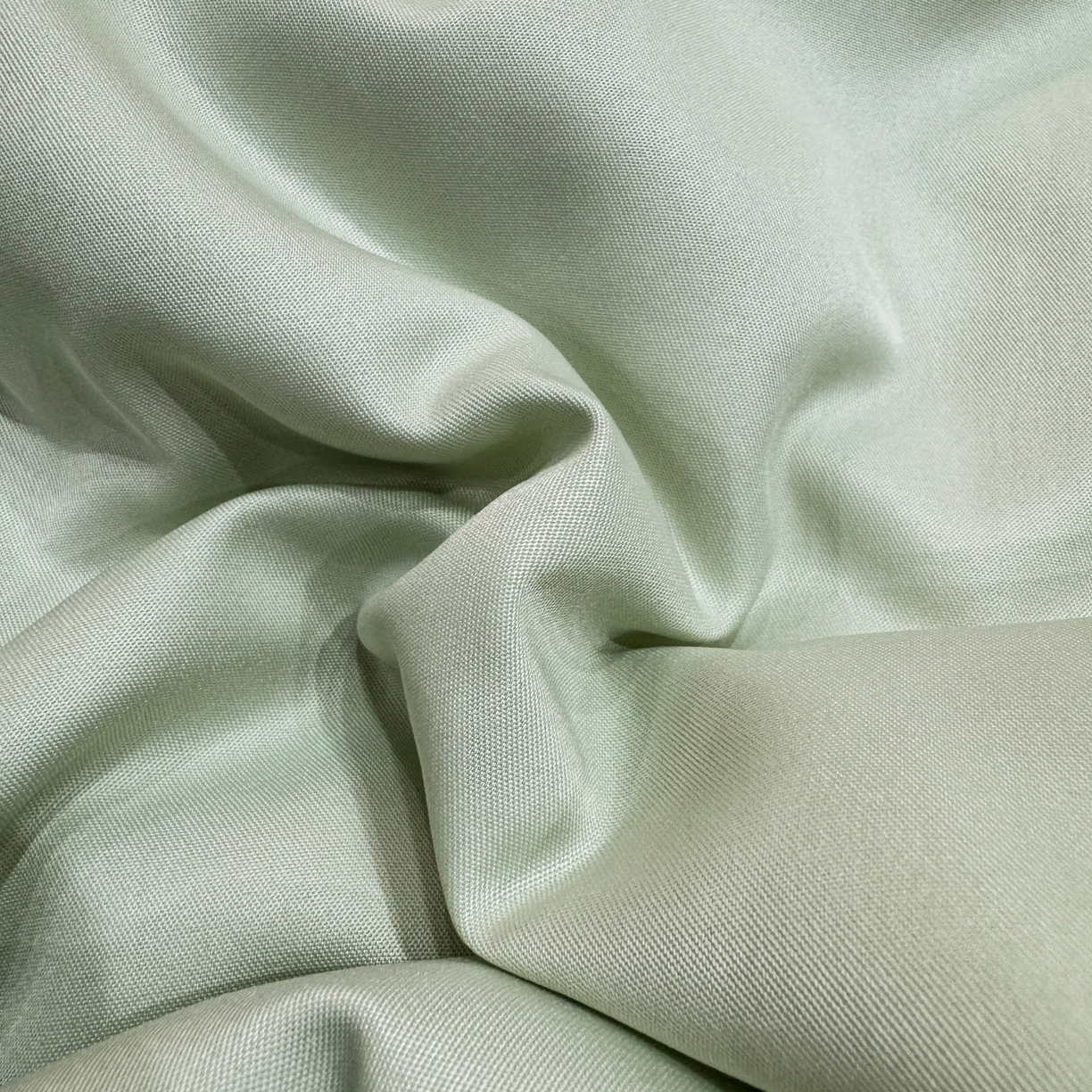 91家纺网 家纺一手货源 找家纺 欢乐季 2026新款A类水洗冰丝山茶花刺绣夏被夏凉被空调被四件套 青绿+香槟