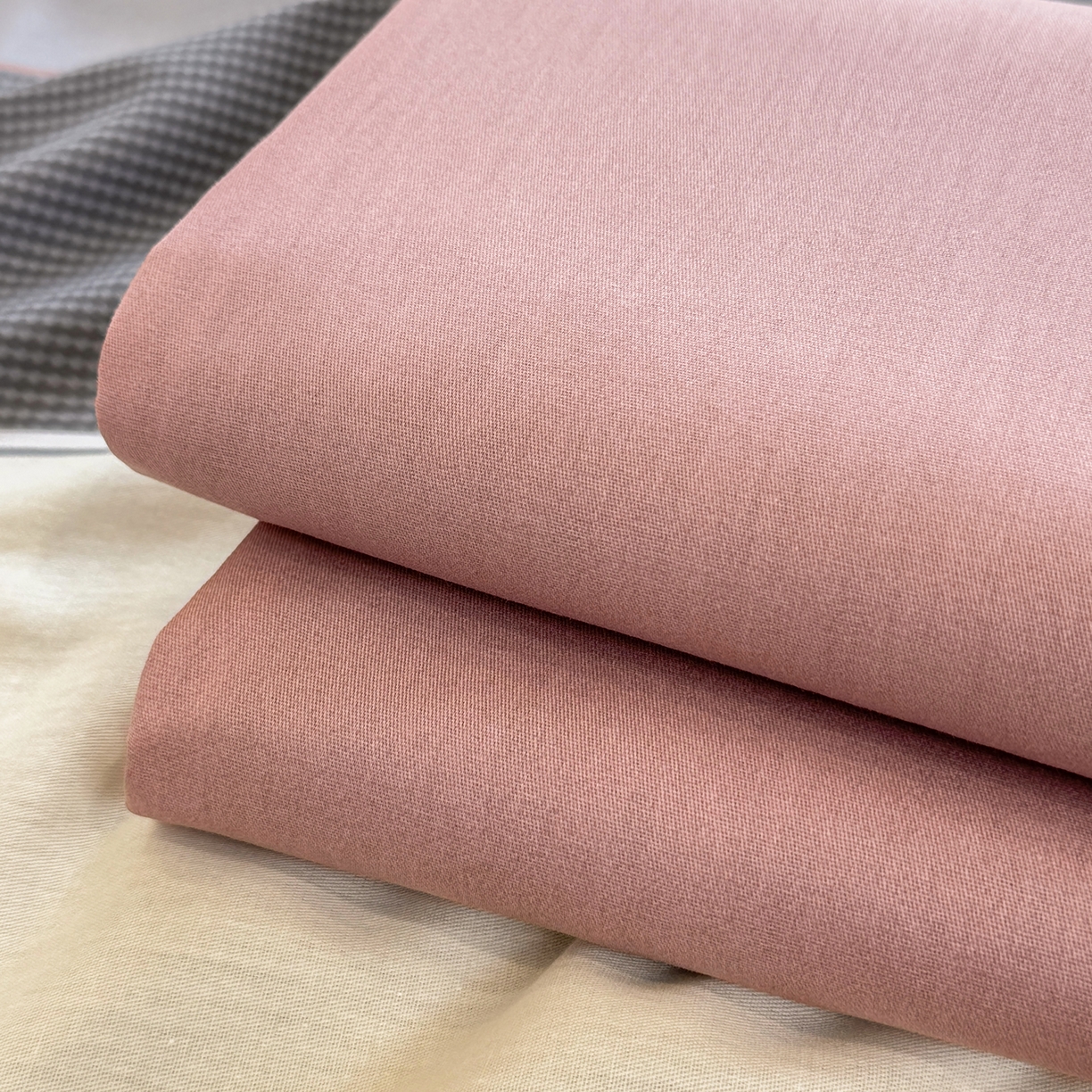 91家纺网 家纺一手货源 找家纺 壹贝家纺 2026新款全棉喷气印花床单系列 致青春