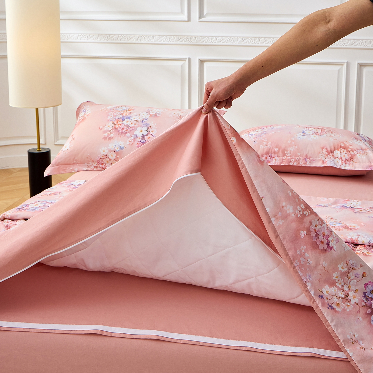 91家纺网 家纺一手货源 找家纺 元元家居（元元被业） 2026新款全棉纯棉13372印花两用夏被夏凉被空调被 月棠