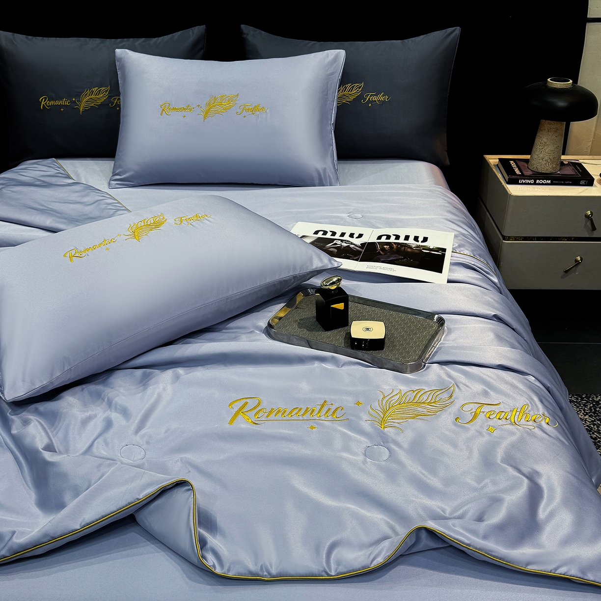 91家纺网 家纺一手货源 找家纺 欢乐季 2026新款A类水洗冰丝羽毛刺绣夏被夏凉被空调被四件套 香芋紫