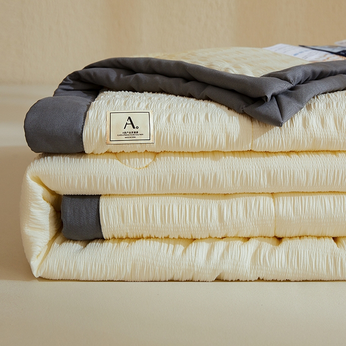 91家纺网 家纺一手货源 找家纺 欢乐季 2026新款A类提花泡泡棉超声波大豆夏被夏凉被空调被 奶油白