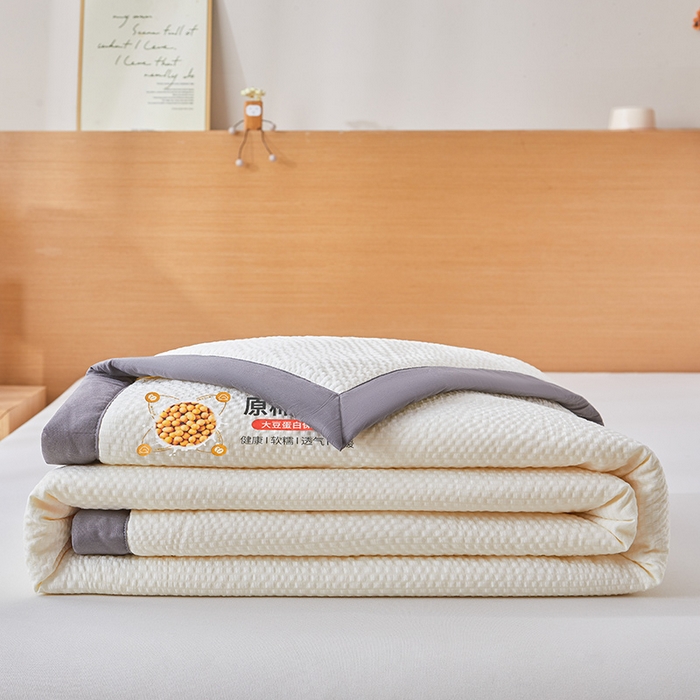 91家纺网 家纺一手货源 找家纺 欢乐季 2026新款A类提花皱皱纱超声波大豆夏被夏凉被空调被 月光白