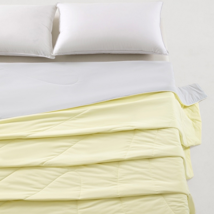 91家纺网 家纺一手货源 找家纺 法芙娜家纺 2026新款双面170克锦氨A类安芯凉感抗菌被被子被芯 柠檬黄