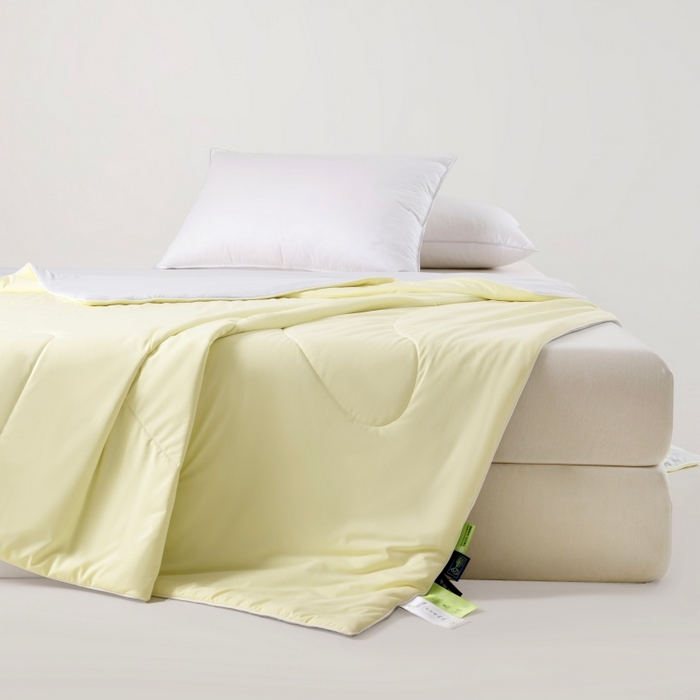 91家纺网 家纺一手货源 找家纺 法芙娜家纺 2026新款双面170克锦氨A类安芯凉感抗菌被被子被芯 柠檬黄