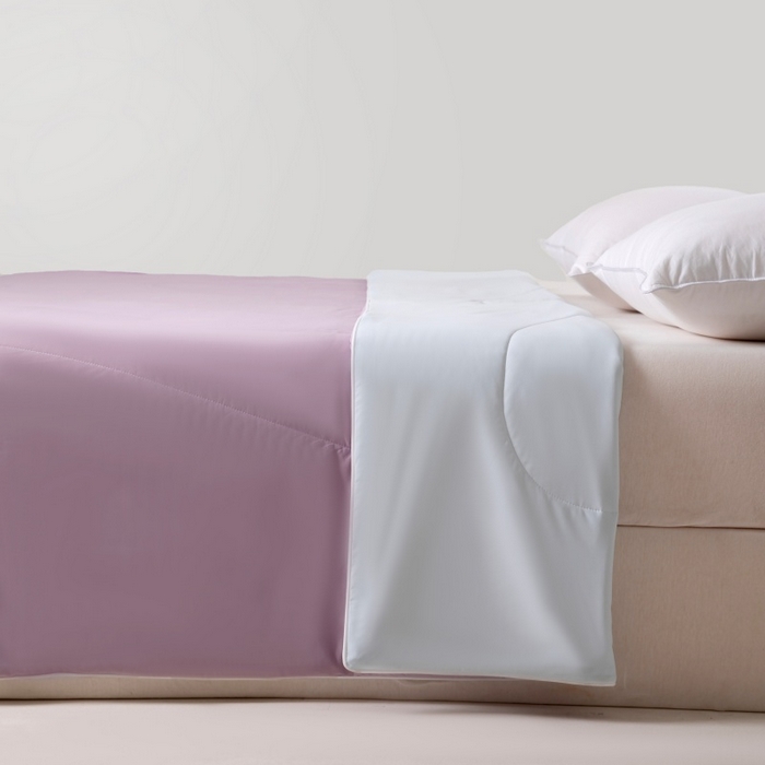 91家纺网 家纺一手货源 找家纺 法芙娜家纺 2026新款双面170克锦氨A类安芯凉感抗菌被被子被芯 水晶紫