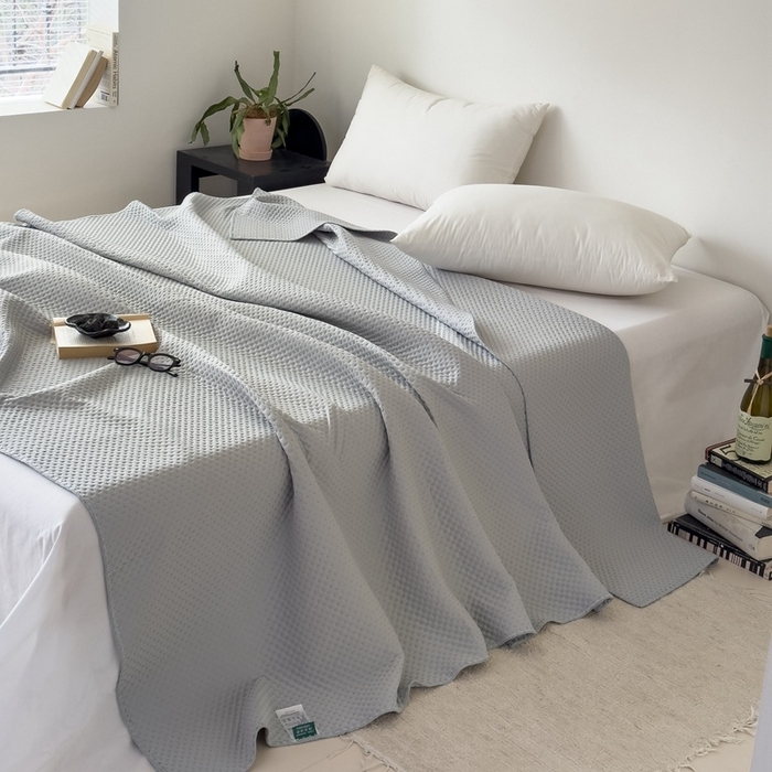 91家纺网 家纺一手货源 找家纺 法芙娜家纺 2026新款双面160克锦纶凉感小冰皮毯 深灰