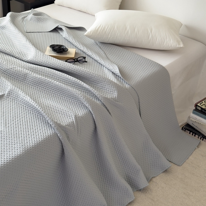 91家纺网 家纺一手货源 找家纺 法芙娜家纺 2026新款双面160克锦纶凉感小冰皮毯 深灰