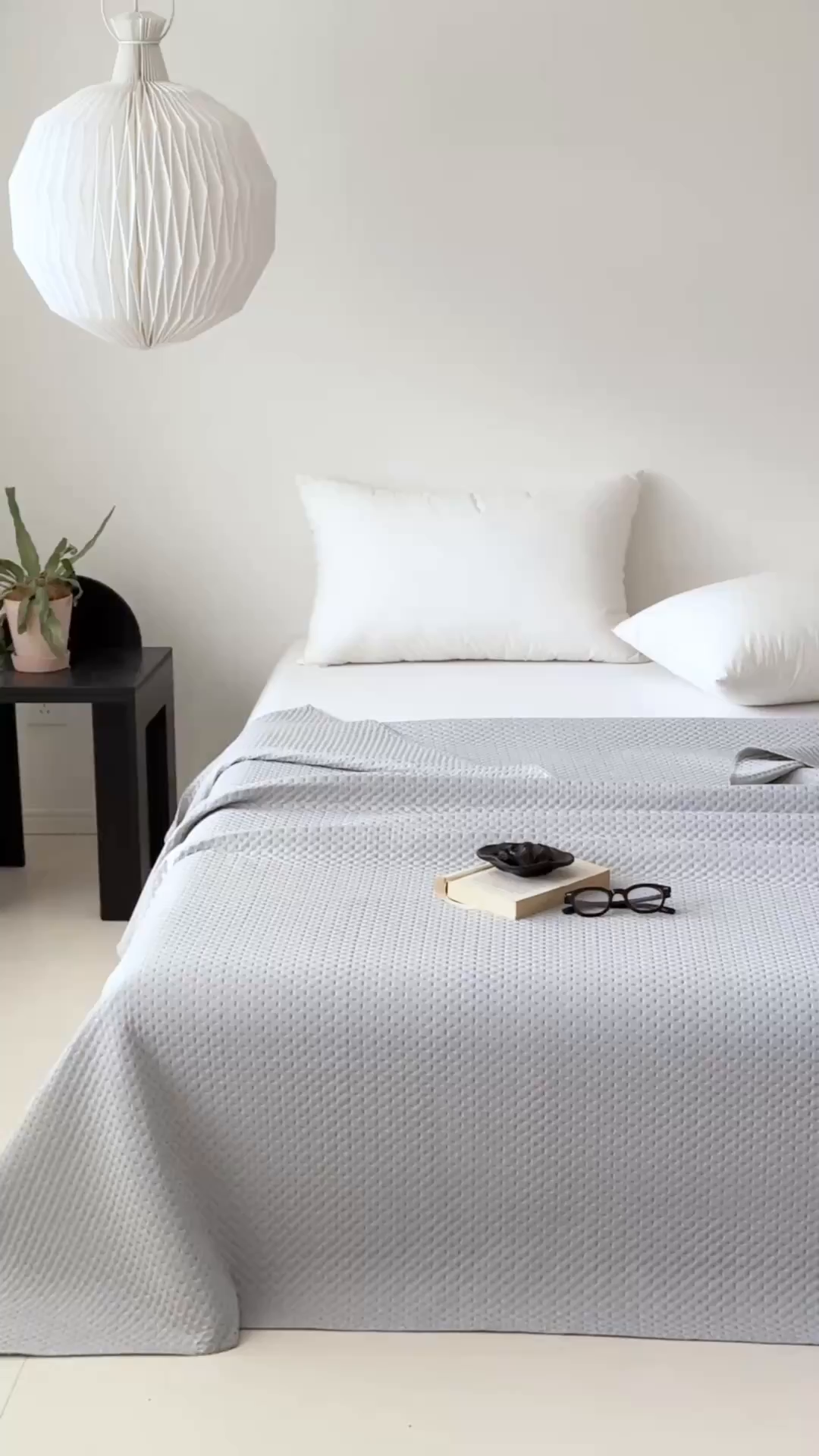 91家纺网 家纺一手货源 找家纺 法芙娜家纺 2026新款双面160克锦纶凉感小冰皮毯 深灰