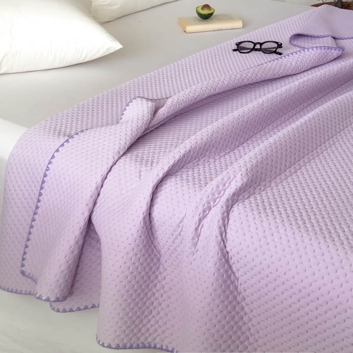 91家纺网 家纺一手货源 找家纺 法芙娜家纺 2026新款双面160克锦纶凉感小冰皮毯 紫色