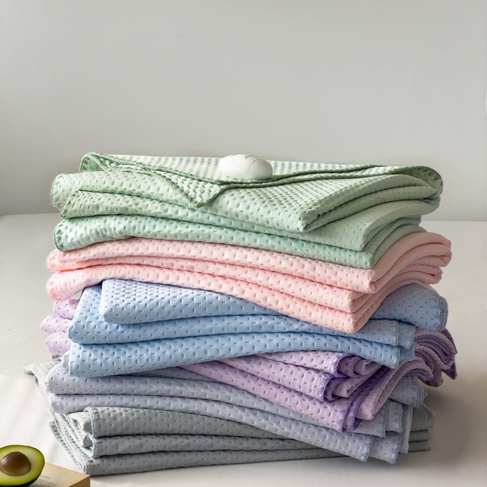 法芙娜家纺 2026新款双面160克锦纶凉感小冰皮毯 叠拍