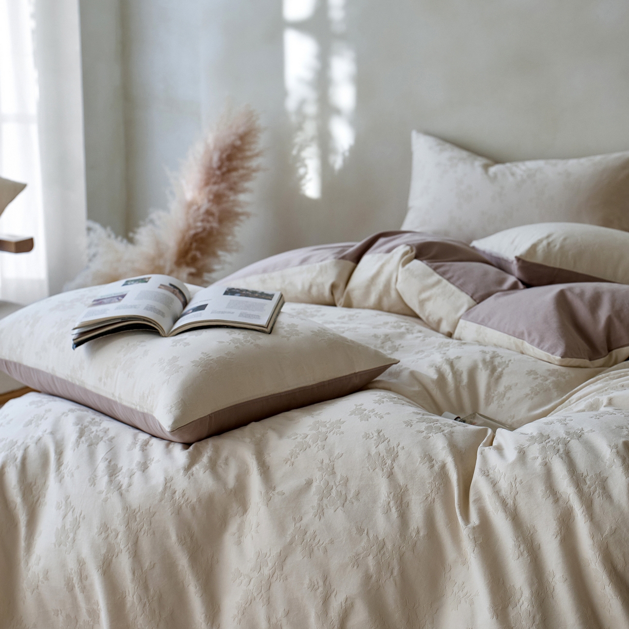 91家纺网 家纺一手货源 找家纺 （总）初拾 2026新款60支贡缎全棉厚织提花水洗四件套“长期主义”系列