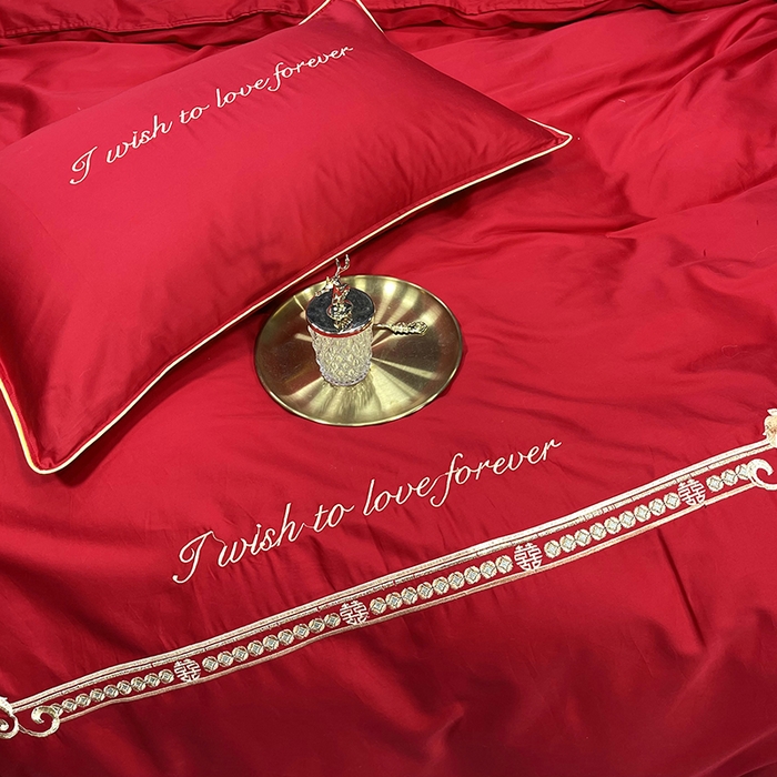 91家纺网 家纺一手货源 找家纺 慕她家纺 2026年全棉纯棉婚庆四件套大红色刺绣结床上用品（床盖款加40） 永浴爱河