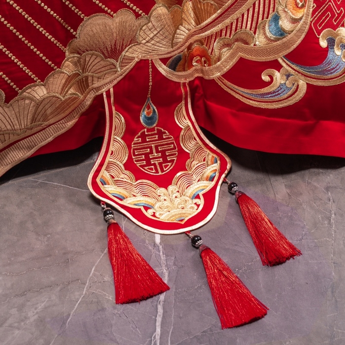 91家纺网 家纺一手货源 找家纺 慕她家纺 2026年全棉纯棉婚庆四件套大红色刺绣结床上用品（床盖款加40） 鸾凤和鸣