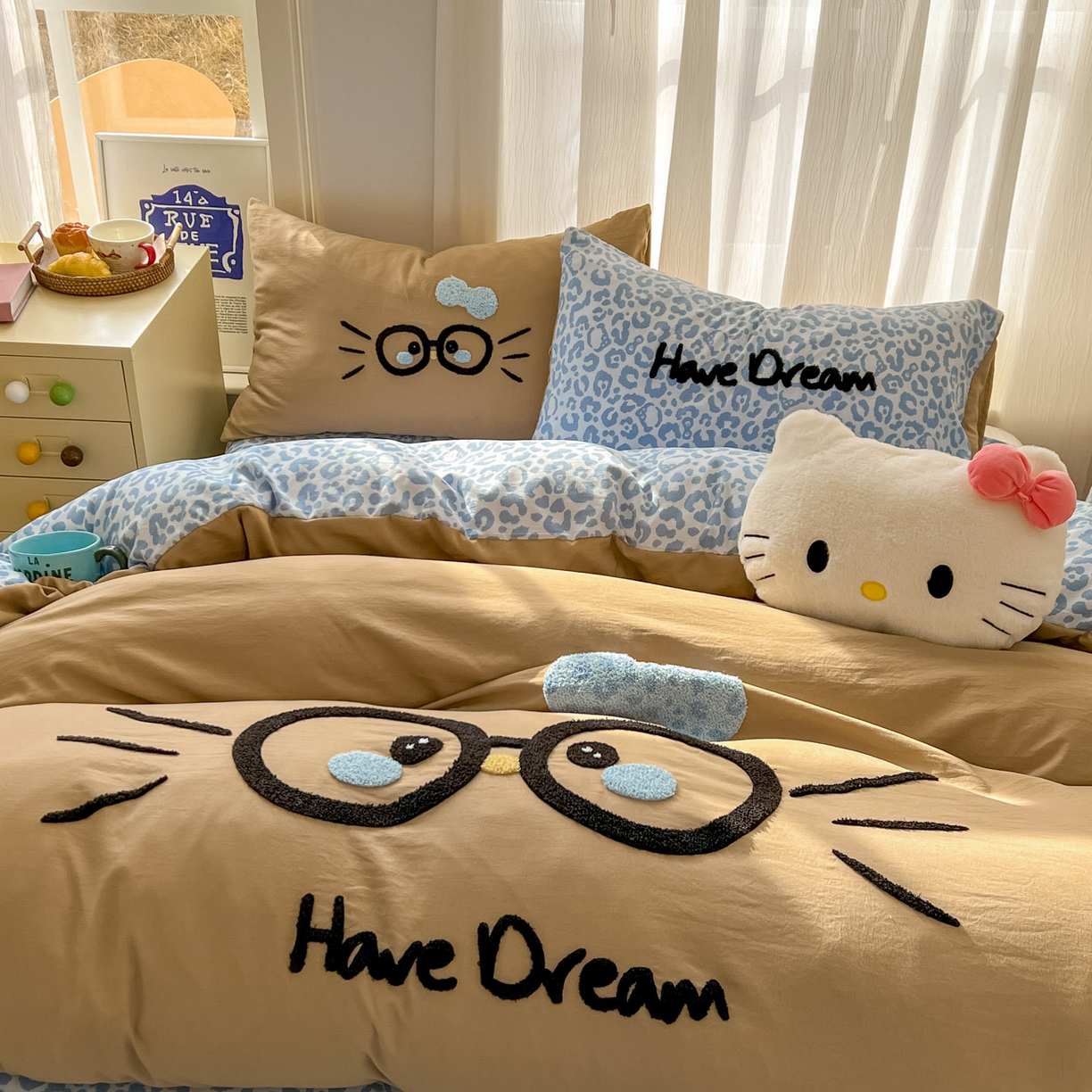 91家纺网 家纺一手货源 找家纺 沐慕 2026新款卡通毛巾绣云朵棉四件套-豹纹大眼猫 豹纹大眼猫-咖蓝