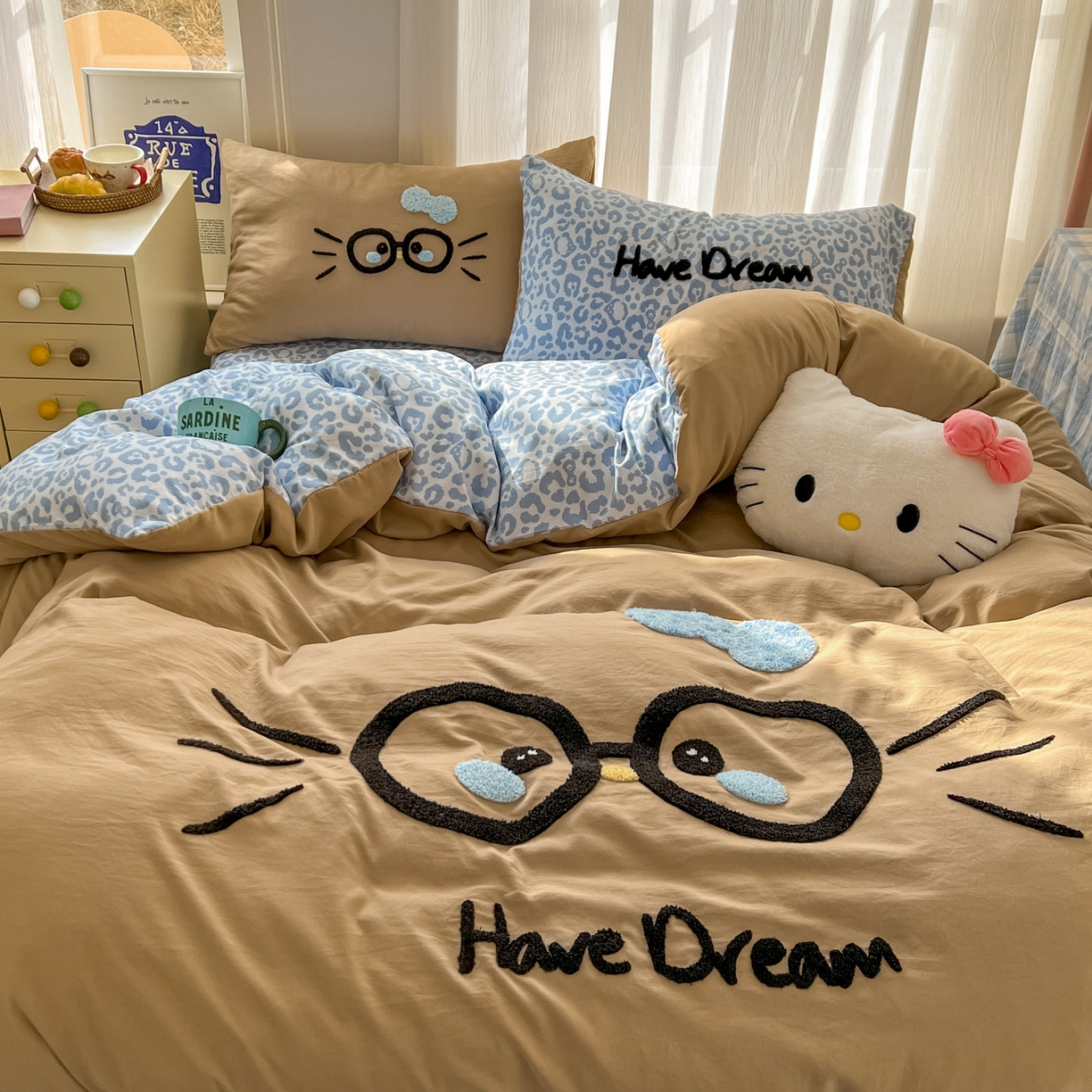 91家纺网 家纺一手货源 找家纺 （总）沐慕 2026新款卡通毛巾绣云朵棉四件套-豹纹大眼猫