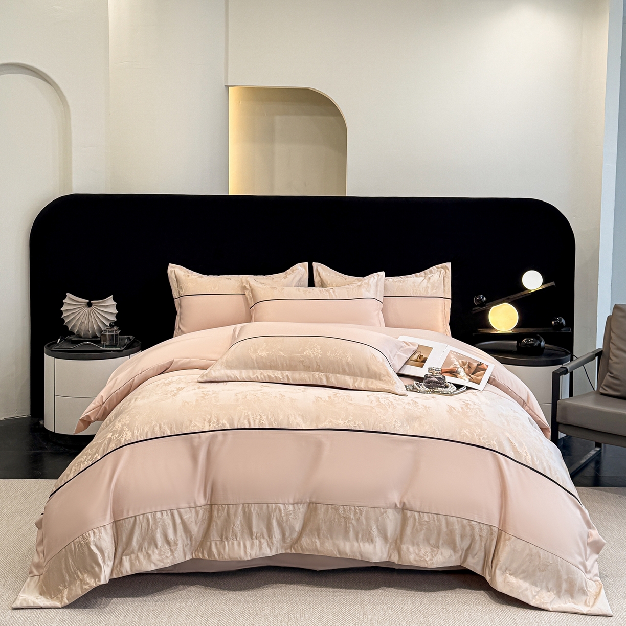 91家纺网 家纺一手货源 找家纺 狂想家 2026新款简约浮雕大提花四件套 香槟金