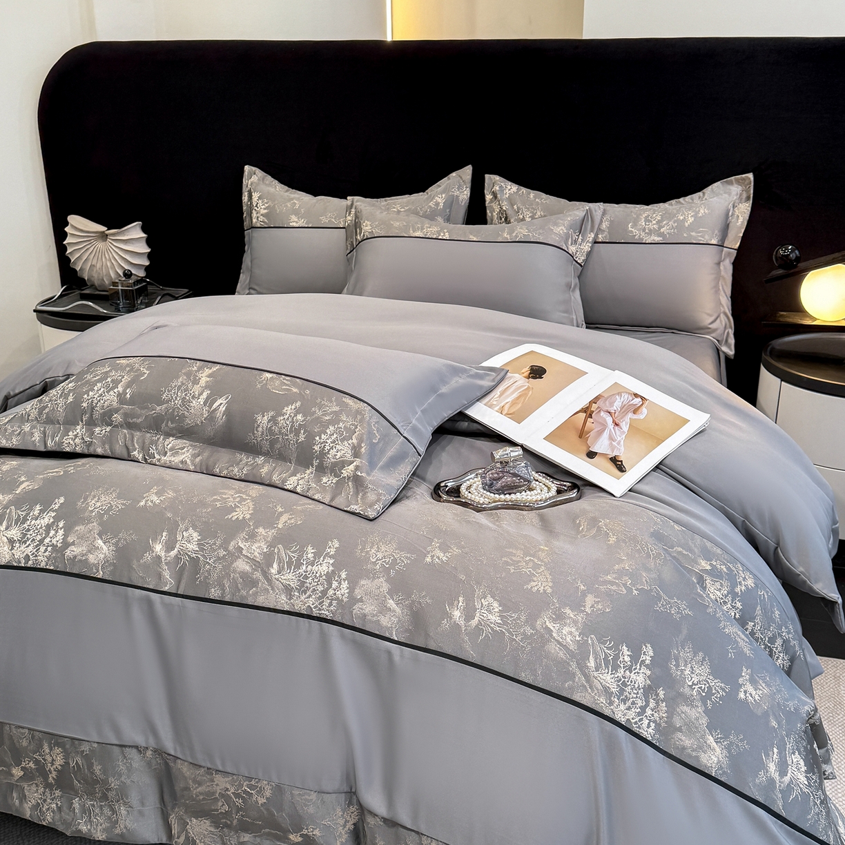 91家纺网 家纺一手货源 找家纺 狂想家 2026新款简约浮雕大提花四件套 高级灰