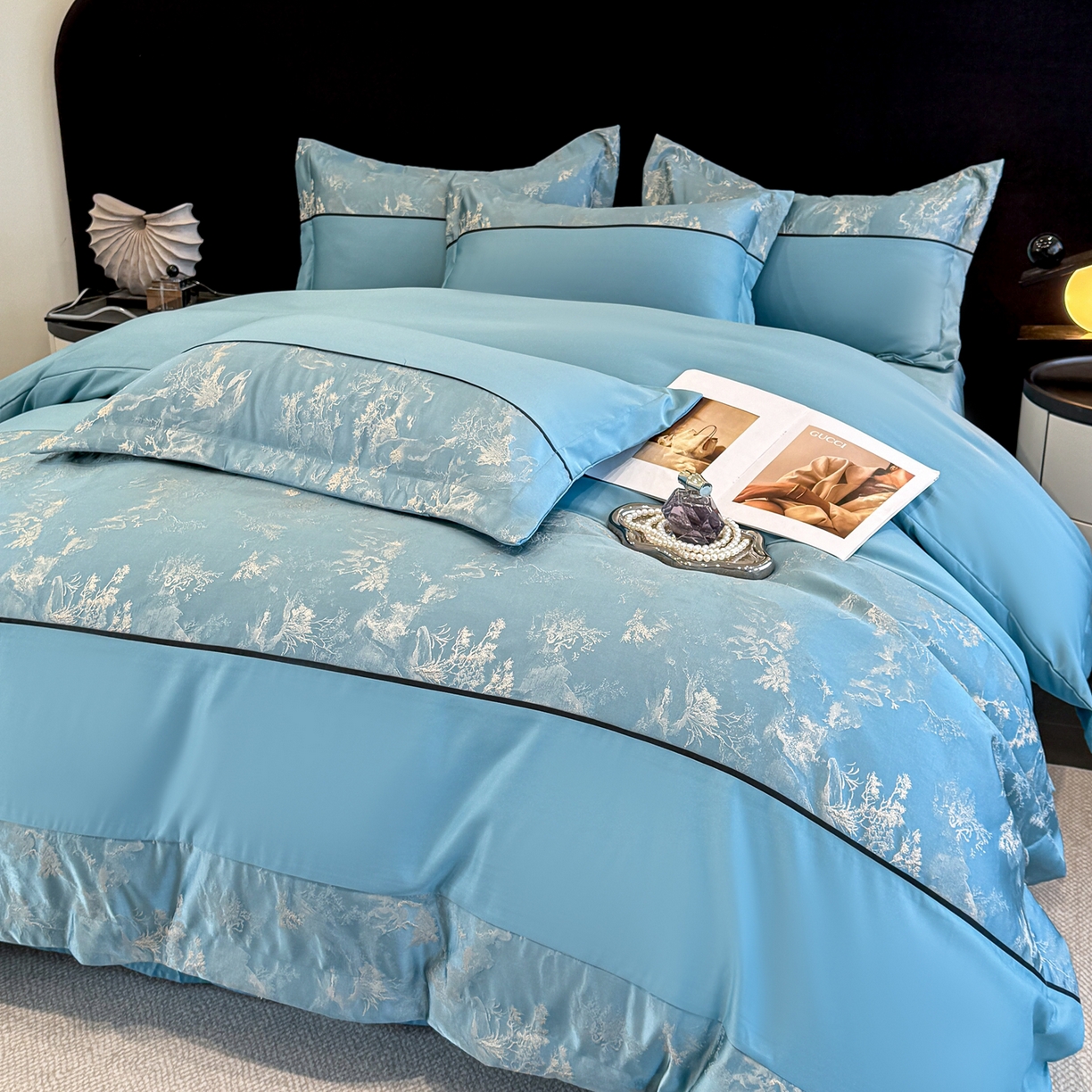 91家纺网 家纺一手货源 找家纺 狂想家 2026新款简约浮雕大提花四件套 宾利兰