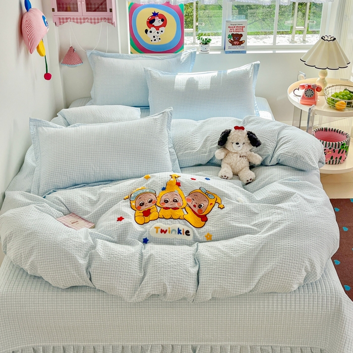 91家纺网 家纺一手货源 找家纺 梦可莱家居 2026春夏新品小清新可爱风毛巾绣床盖四件套系列 星星人