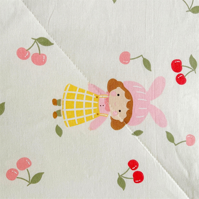 91家纺网 家纺一手货源 找家纺 米萝家居 2026新款全棉夏凉被纯棉空调被印花夏被 樱桃女孩