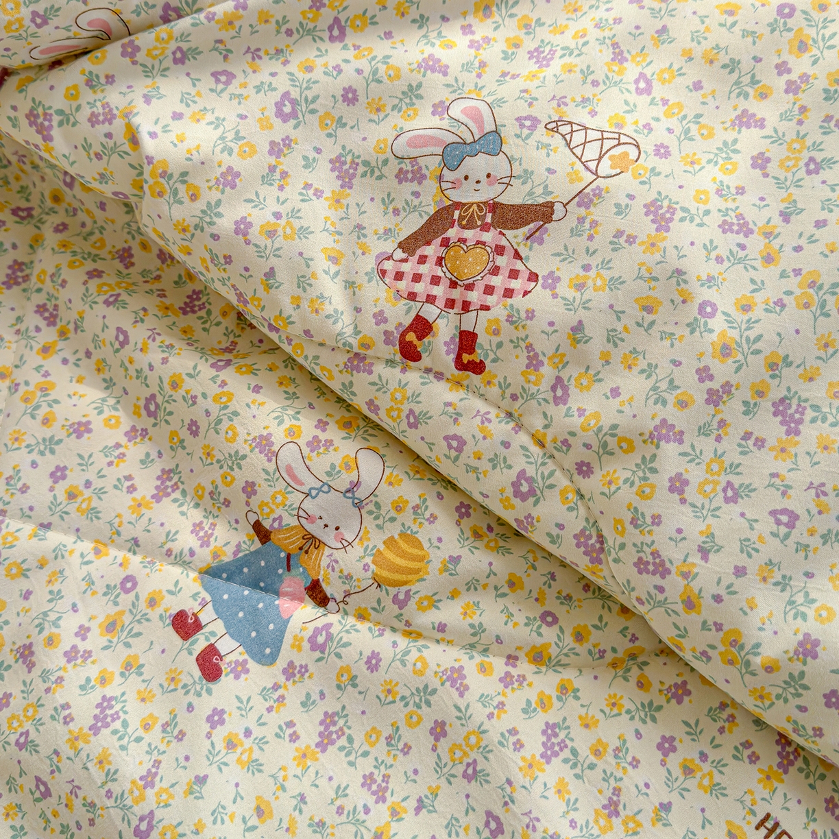 91家纺网 家纺一手货源 找家纺 弗苓家纺 2026新款A类水洗皱皱纱夏被夏凉被空调被 田园兔