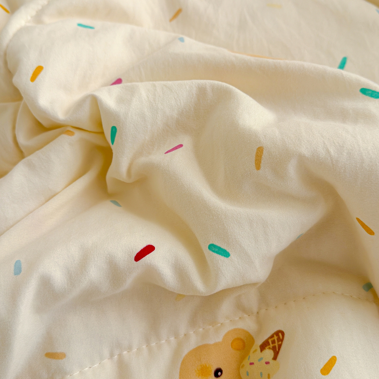 91家纺网 家纺一手货源 找家纺 弗苓家纺 2026新款A类水洗皱皱纱夏被夏凉被空调被 泡芙熊