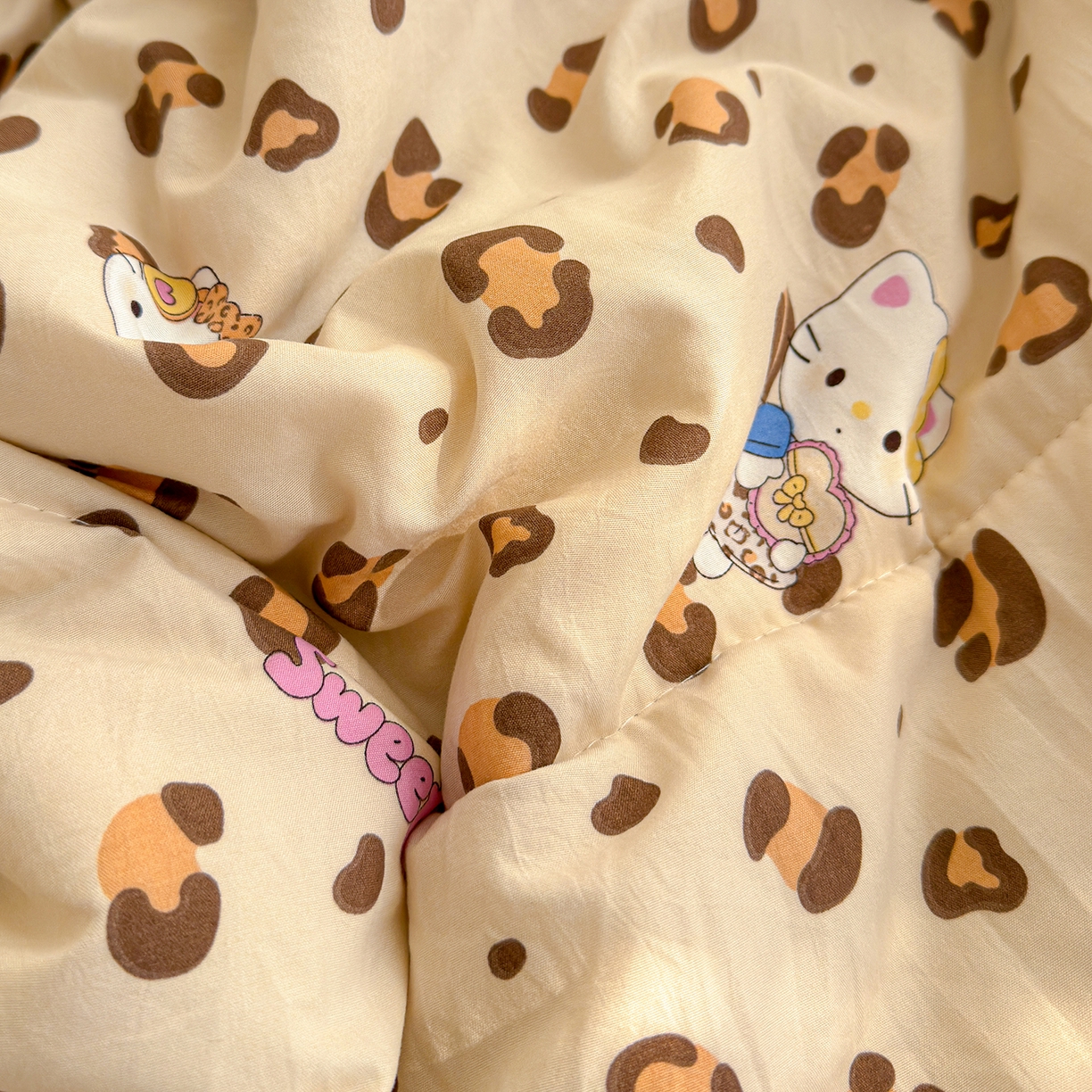 91家纺网 家纺一手货源 找家纺 弗苓家纺 2026新款A类水洗皱皱纱夏被夏凉被空调被 豹纹喵