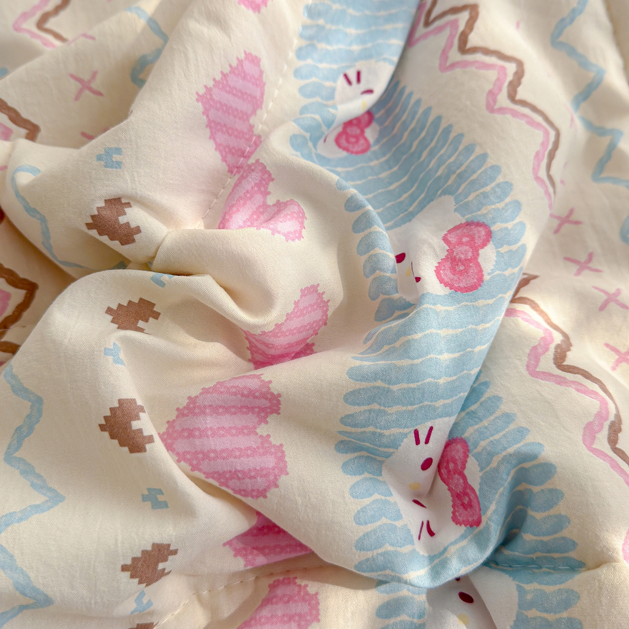 91家纺网 家纺一手货源 找家纺 弗苓家纺 2026新款A类水洗皱皱纱夏被夏凉被空调被 爱心凯蒂