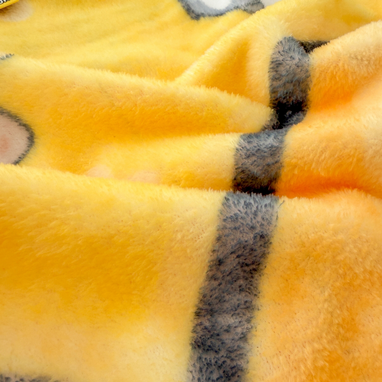 91家纺网 家纺一手货源 找家纺 潮邦创意家居 2026新款星眠绒单层双面球毯-BubbleTots巴波布布独家授权 巴啵茨茨