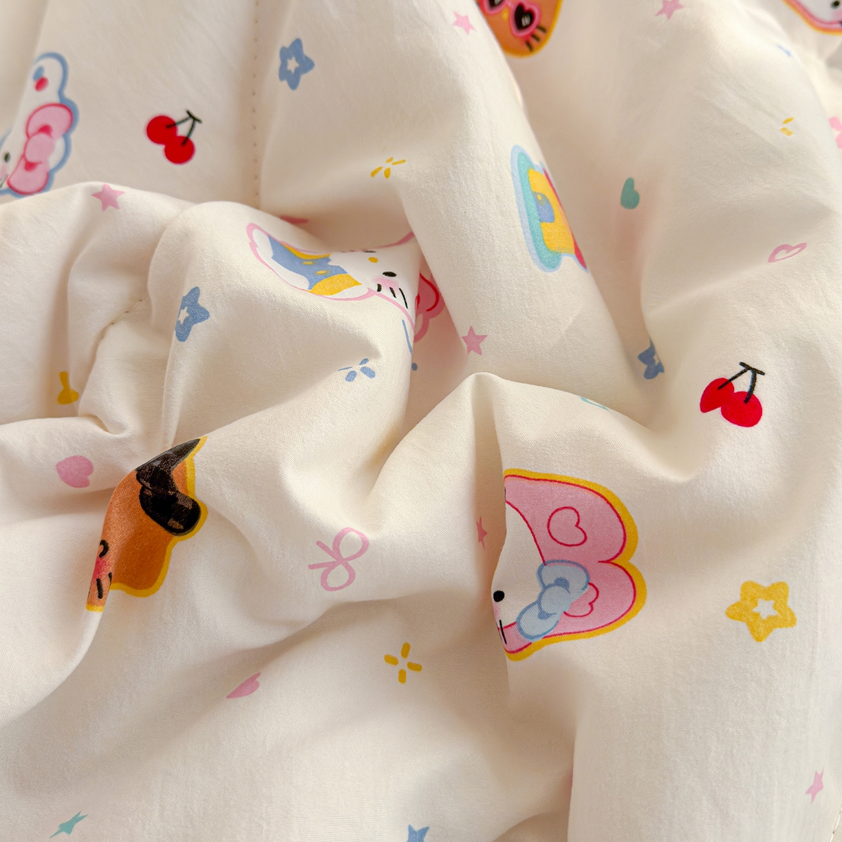 91家纺网 家纺一手货源 找家纺 弗苓家纺 2026新款A类水洗皱皱纱夏被夏凉被空调被 软萌凯蒂