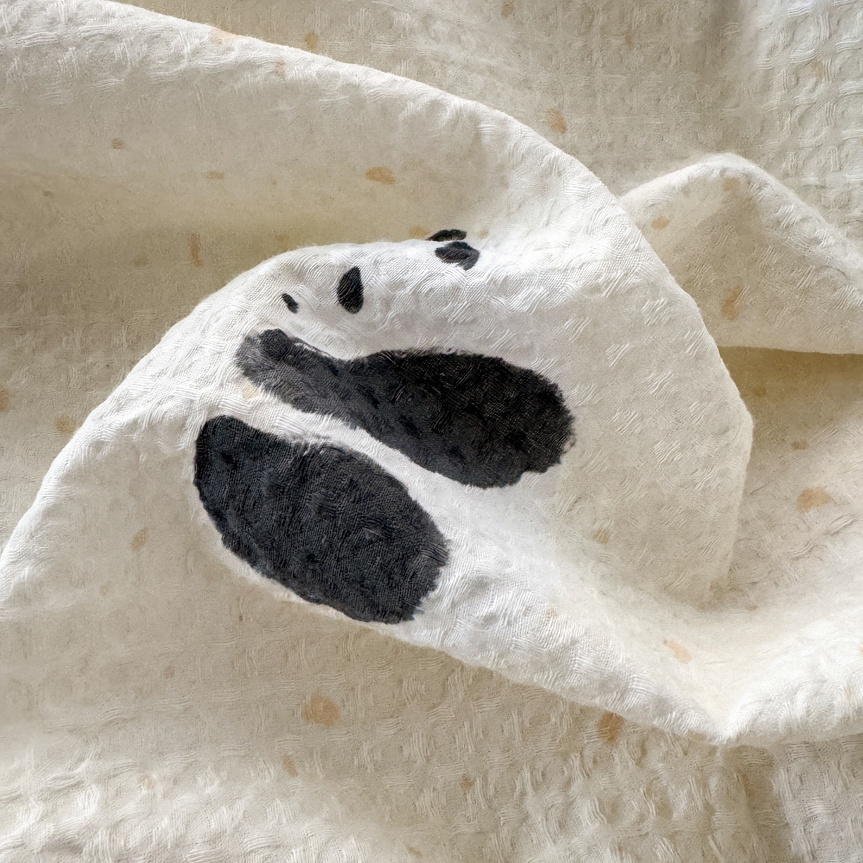 91家纺网 家纺一手货源 找家纺 雯雨家纺 2026新款A类全棉华夫格提花贝壳边工艺四件套 苏潘达灰