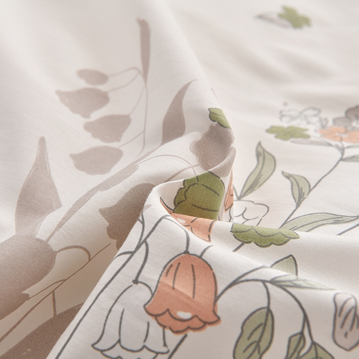 91家纺网 家纺一手货源 找家纺 宇彬家纺 2026直播新款13070A类全棉纯棉印花床单床笠款四件套和单被套喷气清新简约（缩水足可定做） 花香寻梦