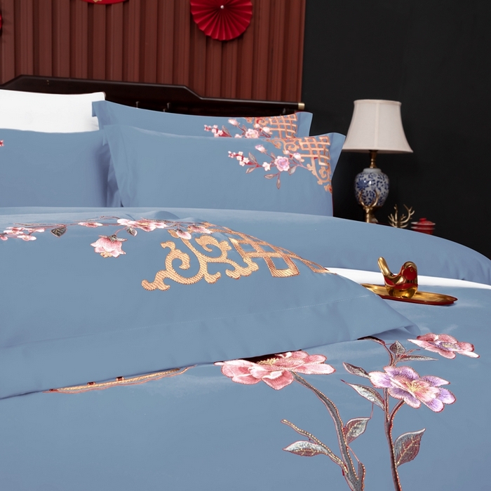 91家纺网 家纺一手货源 找家纺 慕她家纺 2026年全棉纯棉婚庆四件套大红色刺绣结床上用品 暗香 蓝灰