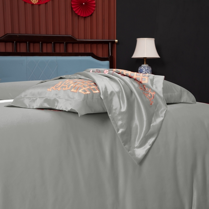 91家纺网 家纺一手货源 找家纺 慕她家纺 2026年全棉纯棉婚庆四件套大红色刺绣结床上用品 暗香 灰豆绿