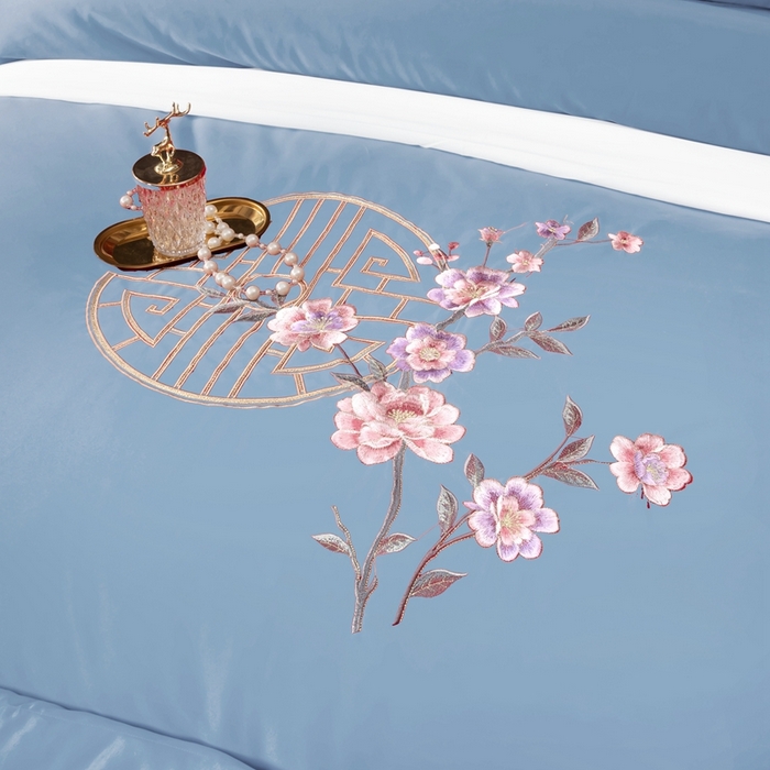 91家纺网 家纺一手货源 找家纺 慕她家纺 2026年全棉纯棉婚庆四件套大红色刺绣结床上用品 暗香 蓝灰