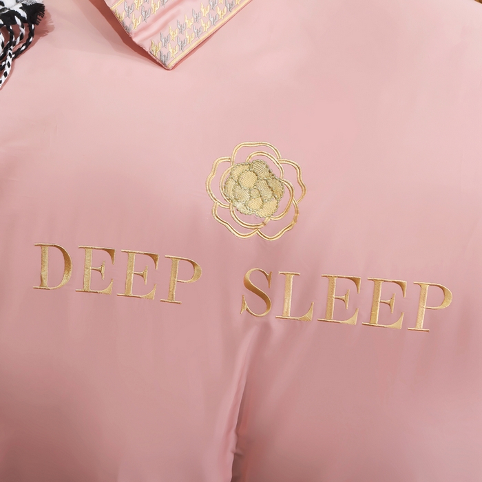 91家纺网 家纺一手货源 找家纺 慕她家纺 2026年全棉纯棉婚庆四件套大红色刺绣结床上用品 倾心 豆沙