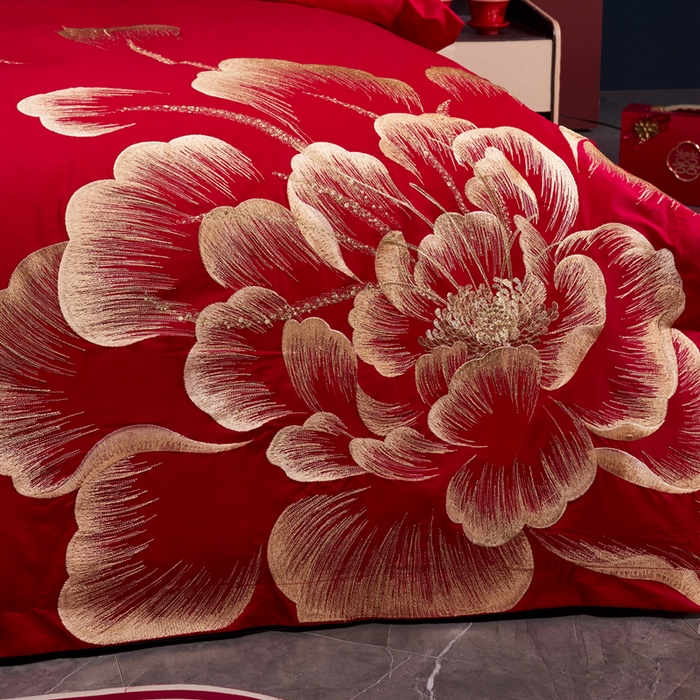 91家纺网 家纺一手货源 找家纺 慕她家纺 2026年全棉纯棉婚庆四件套大红色刺绣结床上用品 花海情深