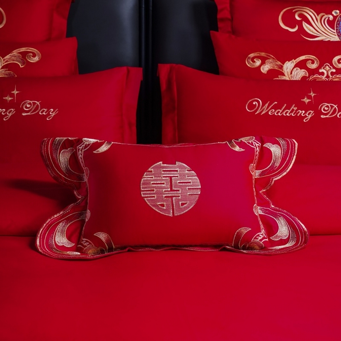 91家纺网 家纺一手货源 找家纺 慕她家纺 2026年全棉纯棉婚庆四件套大红色刺绣结床上用品 心若芳菲